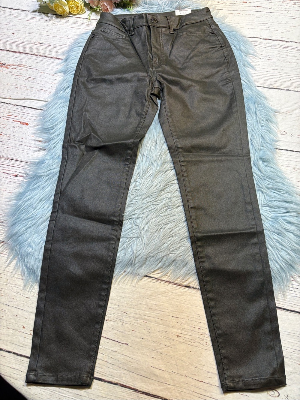 NWT Time and Tru Green Coated High Rise Skinny Jeans sz 8